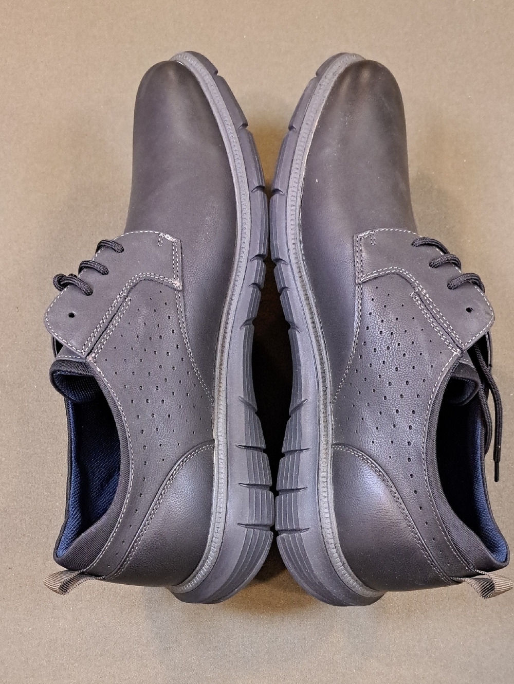 Dockers Men's Fontera 24 Lace Up Casual Dress Shoe - Color: Black - Size: 13 - Picture 6 of 10